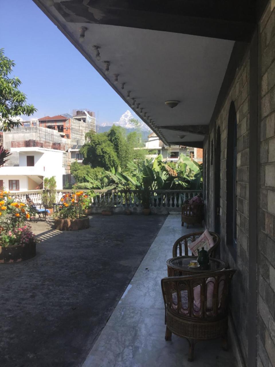 Sacred Valley Inn Pokhara Exterior photo